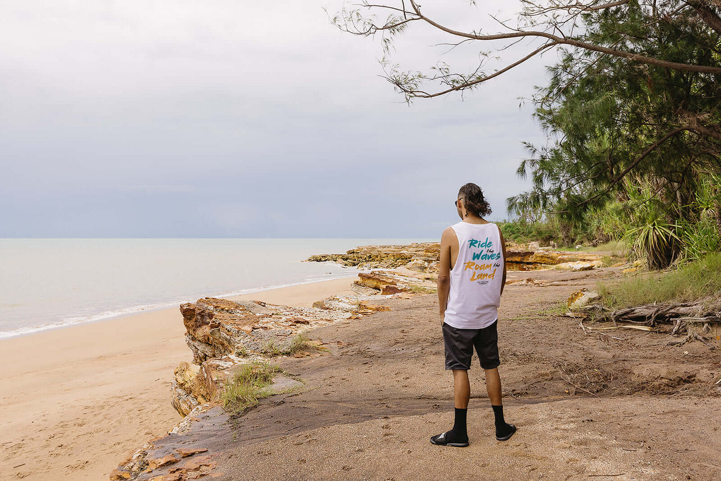 Ride the waves Muscle Tank